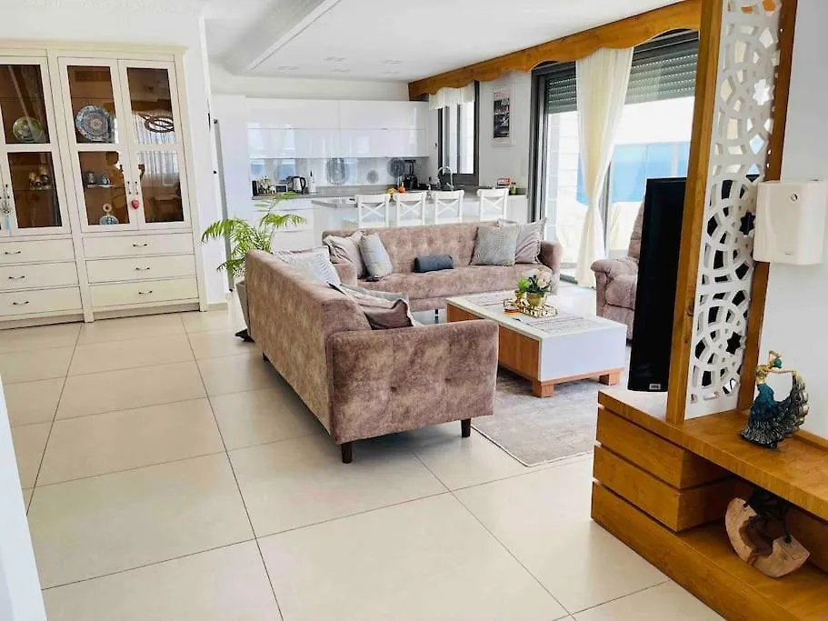 Apartamento Exquisite Sunset Penthouse Haifa 0*,